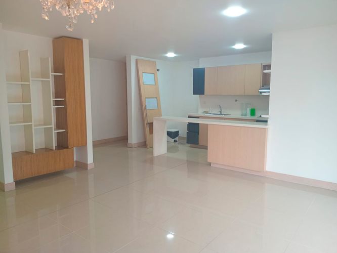 Apartamento de 3 alcobas en arriendo en El Poblado, Medellín, 115 m² · foto 4 de 15