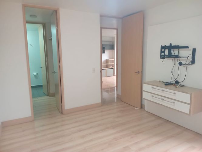 Apartamento de 3 alcobas en arriendo en El Poblado, Medellín, 115 m² · foto 9 de 15