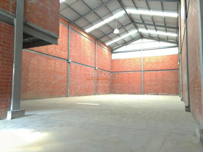Bodega en arriendo en Acopi, Yumbo, 485 m² · foto 4 de 13