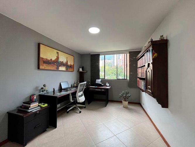 Apartamento de 3 alcobas en venta en El Poblado, Medellín, 127 m² · foto 9 de 19