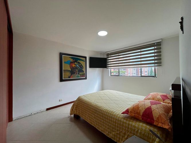 Apartamento de 3 alcobas en venta en El Poblado, Medellín, 127 m² · foto 10 de 19