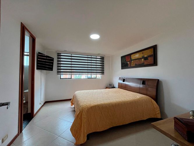 Apartamento de 3 alcobas en venta en El Poblado, Medellín, 127 m² · foto 12 de 19
