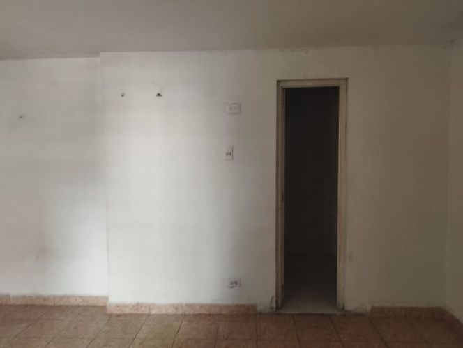 Edificio en arriendo en Suramericana, Medellín, 1650 m² · foto 4 de 24