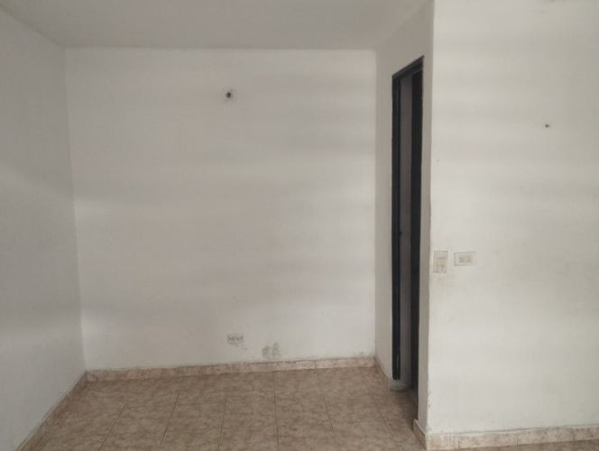 Edificio en arriendo en Suramericana, Medellín, 1650 m² · foto 11 de 24