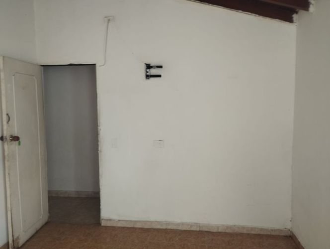 Edificio en arriendo en Suramericana, Medellín, 1650 m² · foto 16 de 24