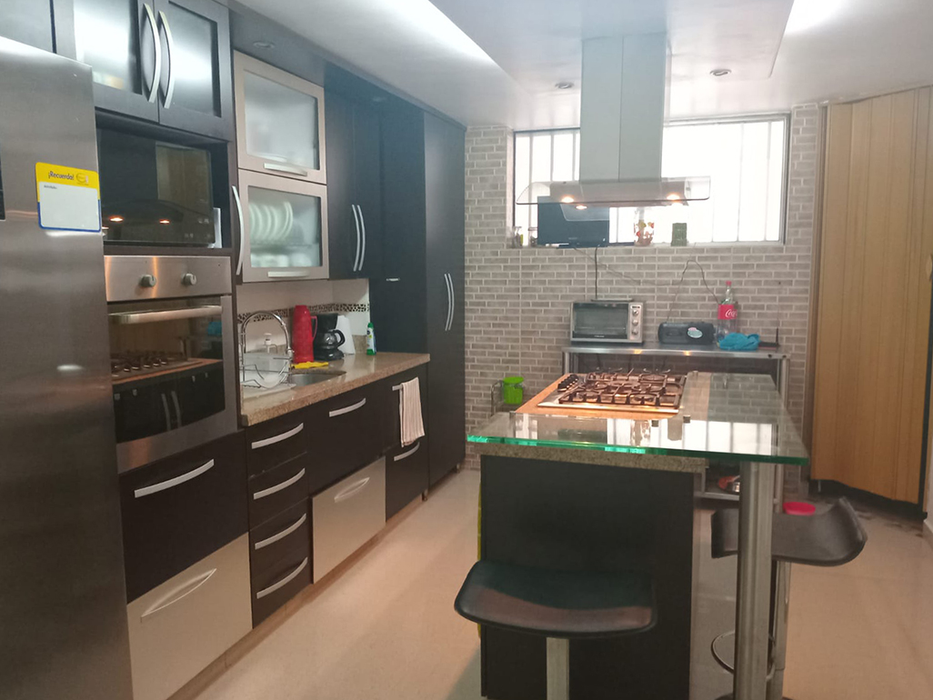 Apartamento en venta en El Poblado, Medellín · foto 9 de 18