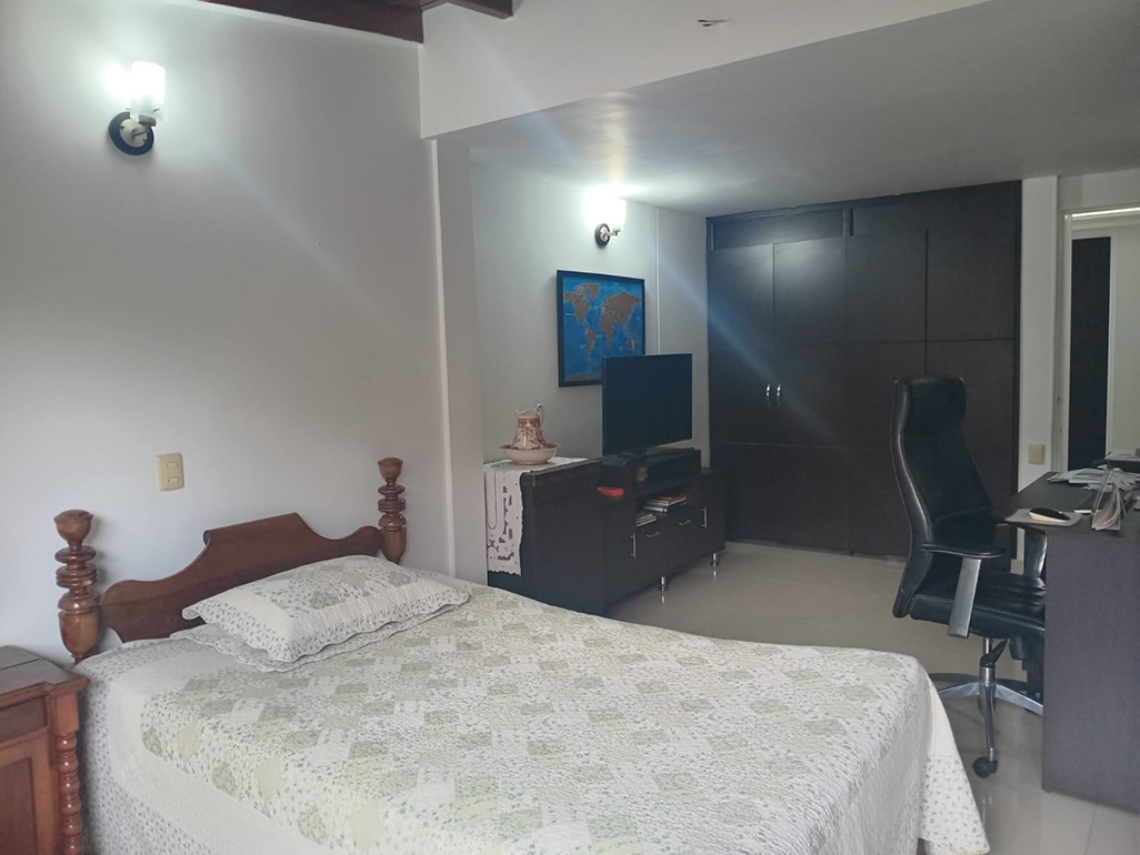 Apartamento en venta en El Poblado, Medellín · foto 12 de 18