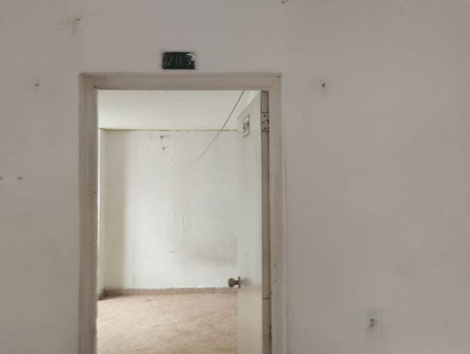 Edificio en venta en Los Colores, Medellín, 1650 m² · foto 7 de 24