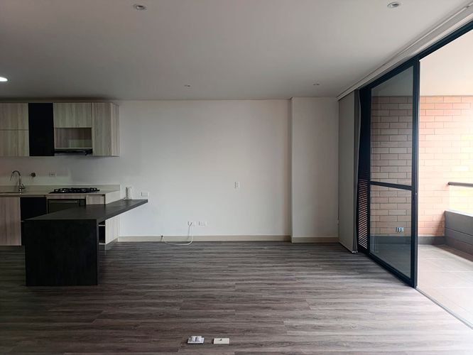 Apartamento de 1 alcoba en venta en El Poblado, Medellín, 61 m² · foto 9 de 15