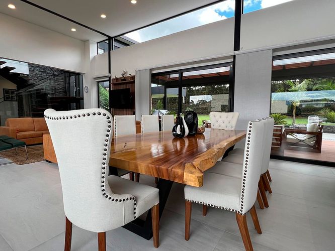 Casa de 4 alcobas en venta en Llano Grande, Rionegro, 570 m² · foto 5 de 19