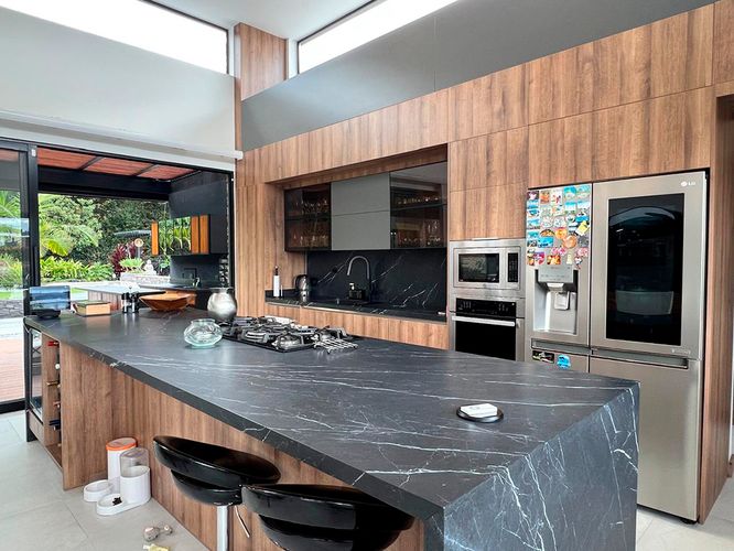 Casa de 4 alcobas en venta en Llano Grande, Rionegro, 570 m² · foto 6 de 19
