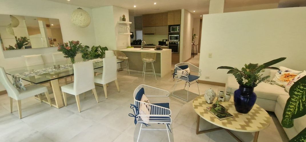 Apartamento de 3 alcobas en venta en Santa Monica, Cali, 165 m² · foto 4 de 24