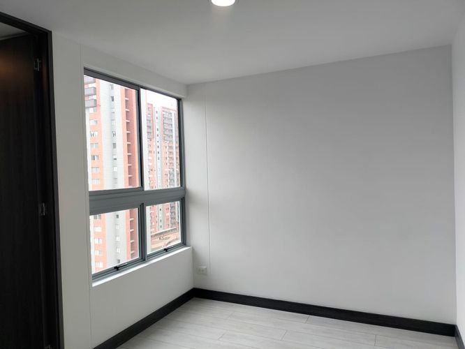 Apartamento de 2 alcobas en arriendo en El Poblado, Medellín, 75 m² · foto 15 de 17