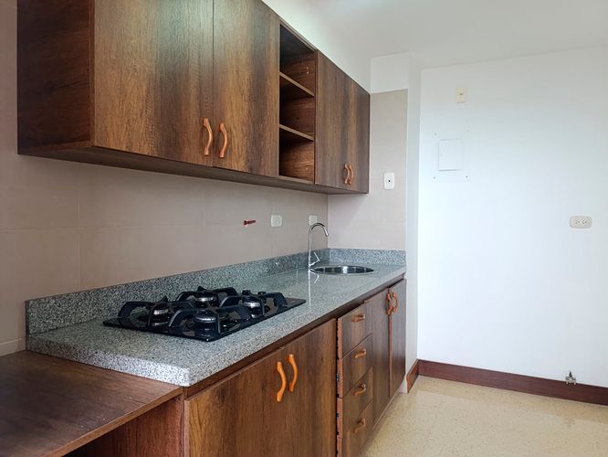 Apartamento de 2 alcobas en arriendo en Los Naranjos, Medellín, 60 m² · foto 5 de 20