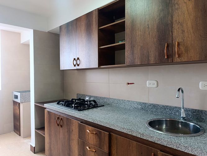 Apartamento de 2 alcobas en arriendo en Los Naranjos, Medellín, 60 m² · foto 7 de 20