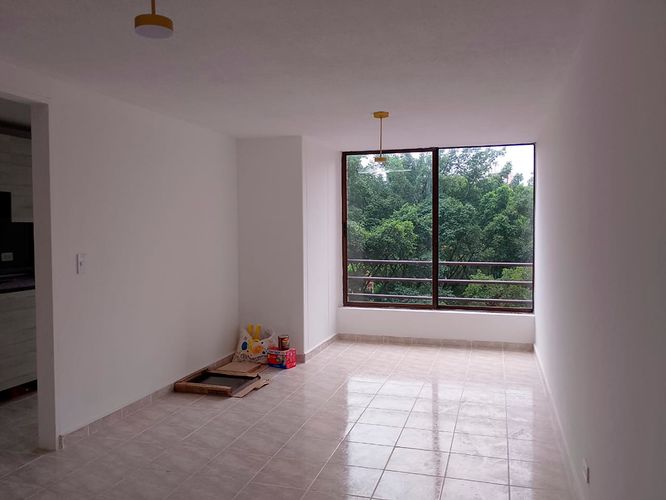 Apartamento en venta en El Poblado, Medellín · foto 2 de 16