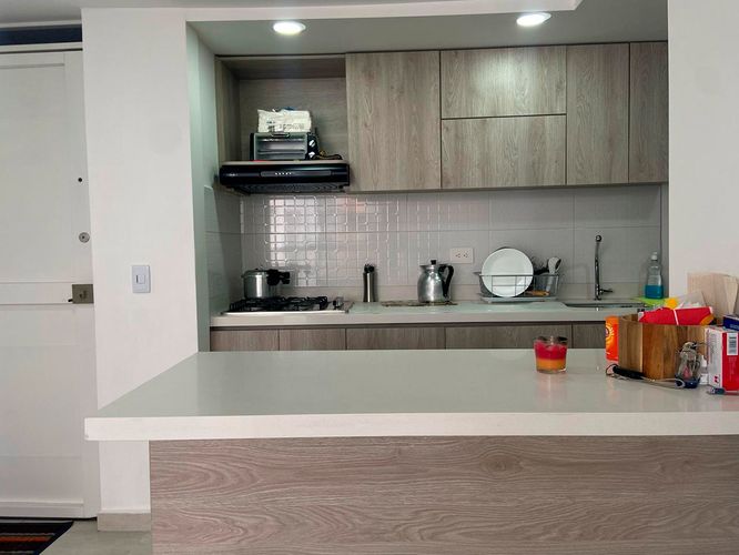 Apartamento de 3 alcobas en venta en Maria Auxiliadora, Sabaneta, 51 m² · foto 4 de 19