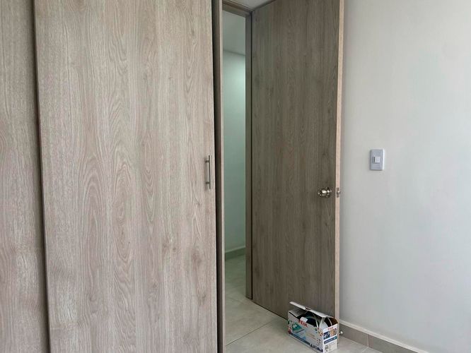 Apartamento de 3 alcobas en venta en Maria Auxiliadora, Sabaneta, 51 m² · foto 13 de 19