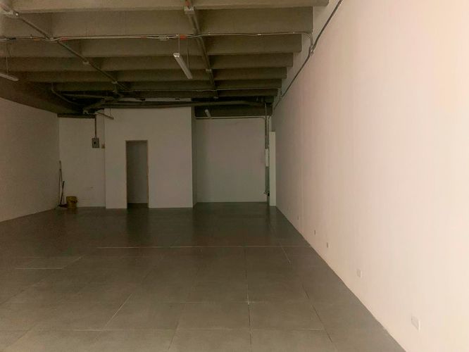 Local en arriendo en El Poblado, Medellín, 92 m² · foto 3 de 4