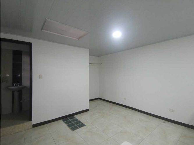 Casa de 4 alcobas en venta en Bosques De Pinares, Armenia, 75 m² · foto 7 de 13