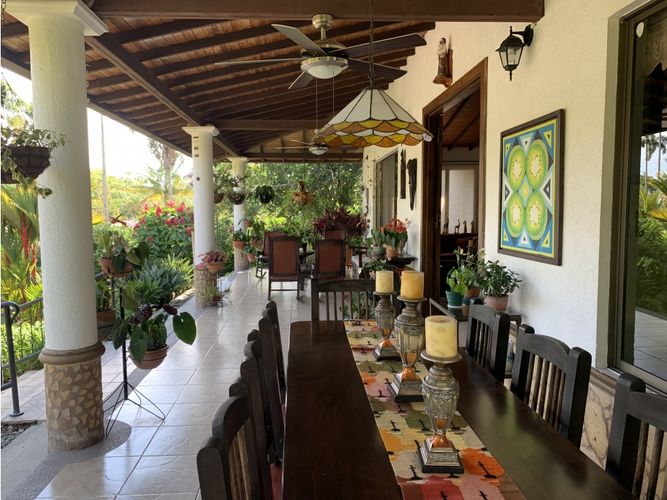Casa de 4 alcobas en venta en Armenia, 330 m² · foto 10 de 24