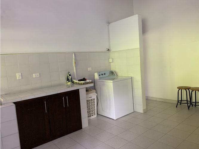 Casa de 4 alcobas en venta en Armenia, 330 m² · foto 18 de 24