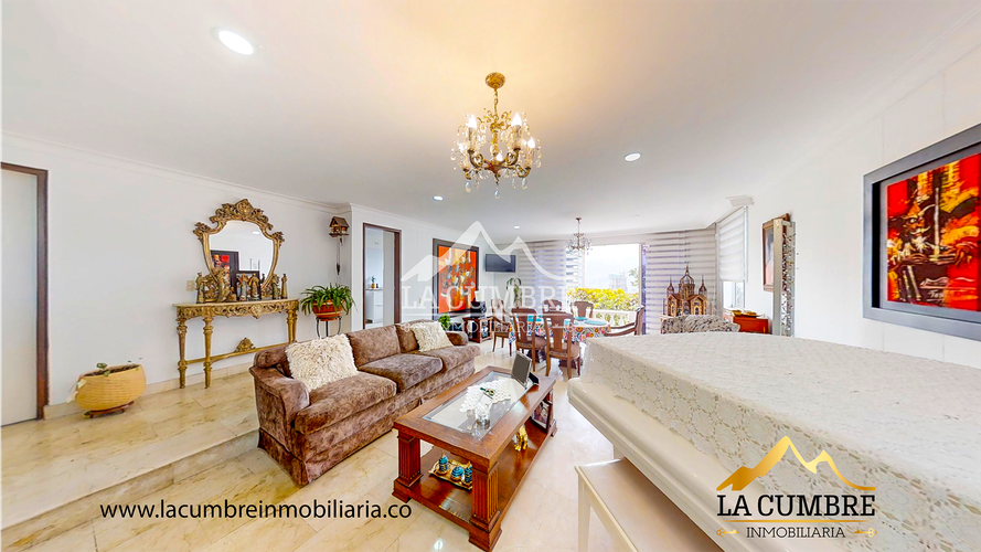 Casa de 4 alcobas en venta en Vía Las Palmas, Medellín, 320 m² · foto 3 de 20