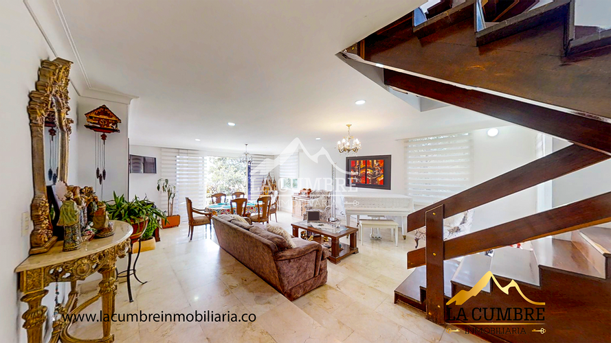 Casa de 4 alcobas en venta en Vía Las Palmas, Medellín, 320 m² · foto 4 de 20