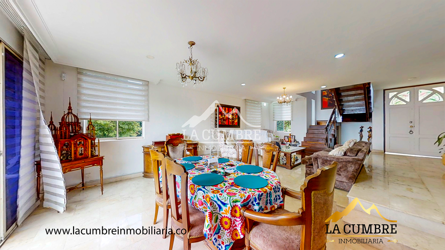 Casa de 4 alcobas en venta en Vía Las Palmas, Medellín, 320 m² · foto 6 de 20