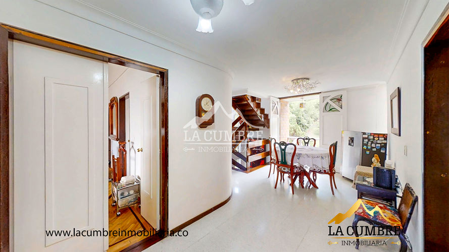 Casa de 4 alcobas en venta en Vía Las Palmas, Medellín, 320 m² · foto 10 de 20