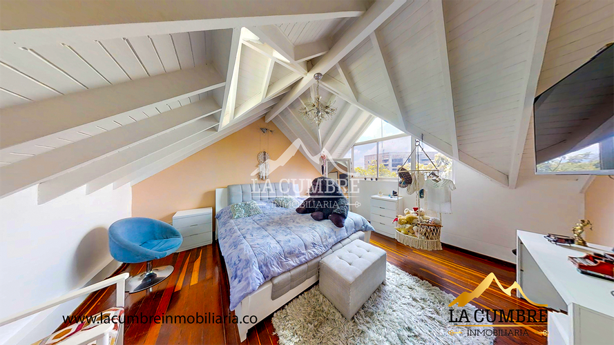Casa de 4 alcobas en venta en Vía Las Palmas, Medellín, 320 m² · foto 14 de 20