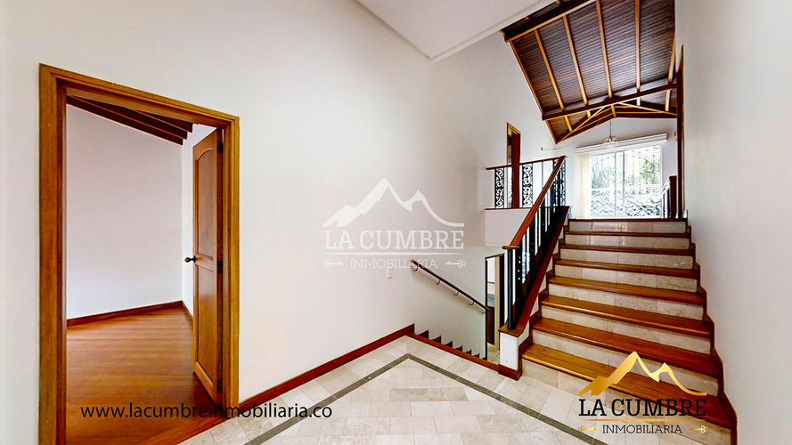 Casa de 4 alcobas en arriendo en San Lucas, Medellín, 272 m² · foto 11 de 19