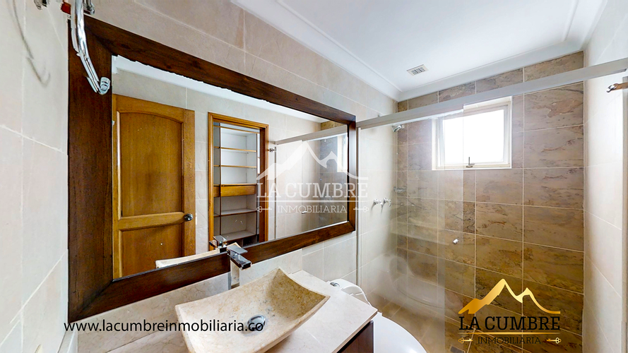 Casa de 4 alcobas en arriendo en San Lucas, Medellín, 272 m² · foto 19 de 19