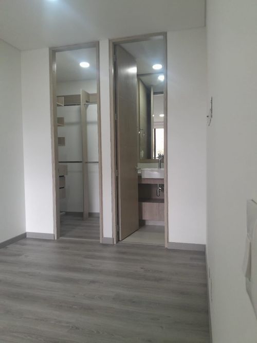 Apartamento de 2 alcobas en venta en San Jose V Sector, Bogotá, 65 m² · foto 17 de 21