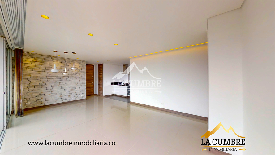 Apartamento de 3 alcobas en arriendo en Santa Maria De Los Angeles, Medellín, 135 m² · foto 2 de 17