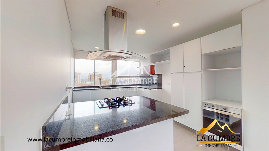 Apartamento de 3 alcobas en arriendo en Santa Maria De Los Angeles, Medellín, 135 m² · foto 5 de 17