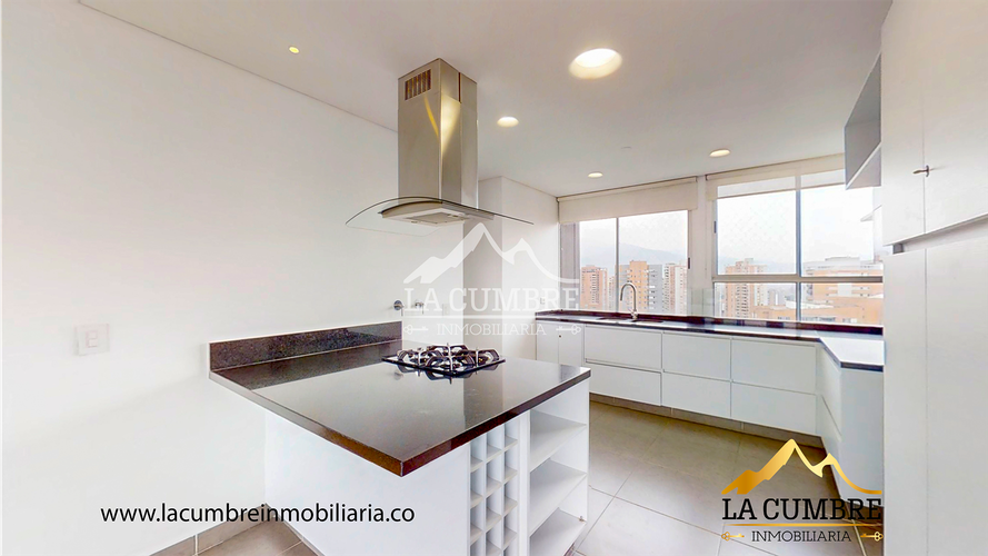 Apartamento de 3 alcobas en arriendo en Santa Maria De Los Angeles, Medellín, 135 m² · foto 6 de 17