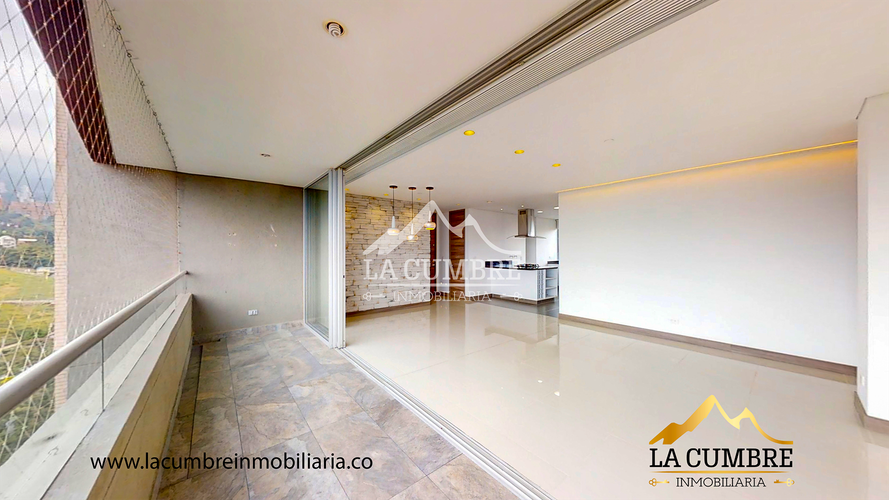 Apartamento de 3 alcobas en arriendo en Santa Maria De Los Angeles, Medellín, 135 m² · foto 8 de 17