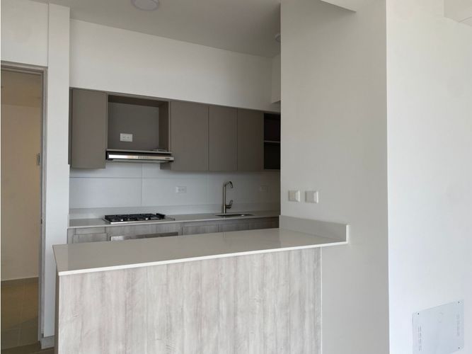 Apartamento de 3 alcobas en venta en Ciudad Del Río, Medellín, 81 m² · foto 6 de 19