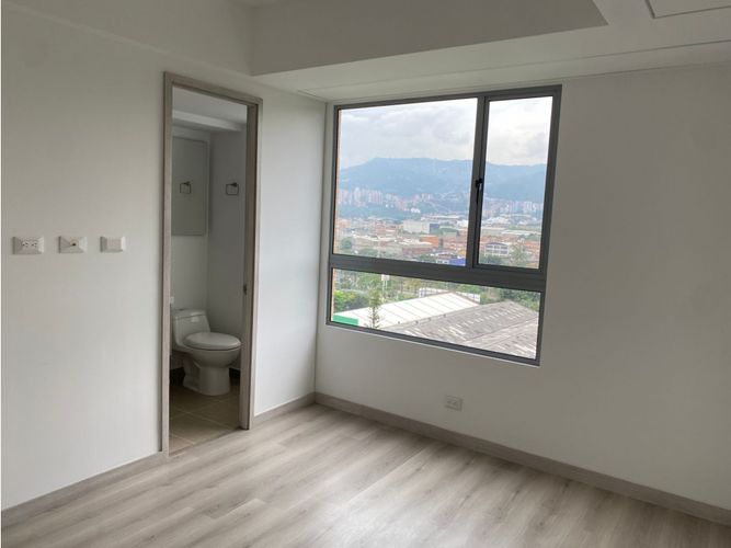 Apartamento de 3 alcobas en venta en Ciudad Del Río, Medellín, 81 m² · foto 9 de 19