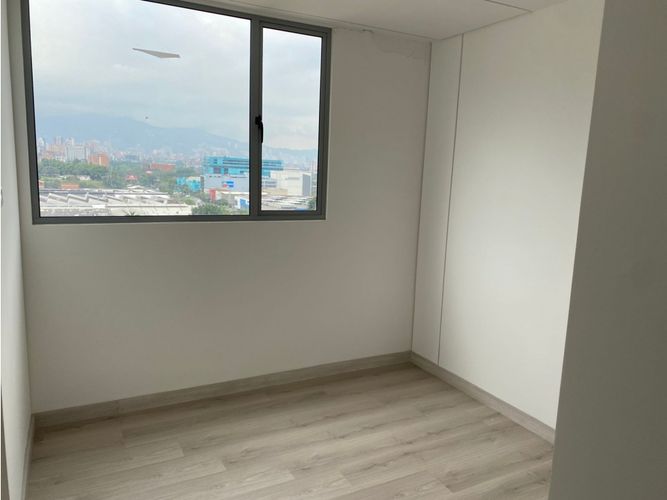 Apartamento de 3 alcobas en venta en Ciudad Del Río, Medellín, 81 m² · foto 15 de 19