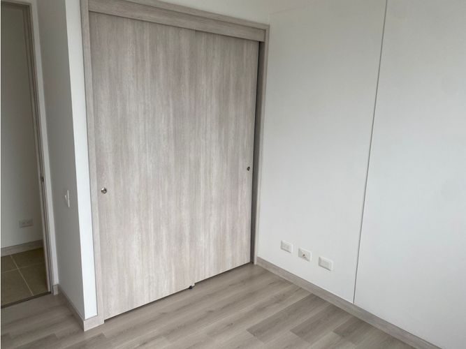 Apartamento de 3 alcobas en venta en Ciudad Del Río, Medellín, 81 m² · foto 16 de 19