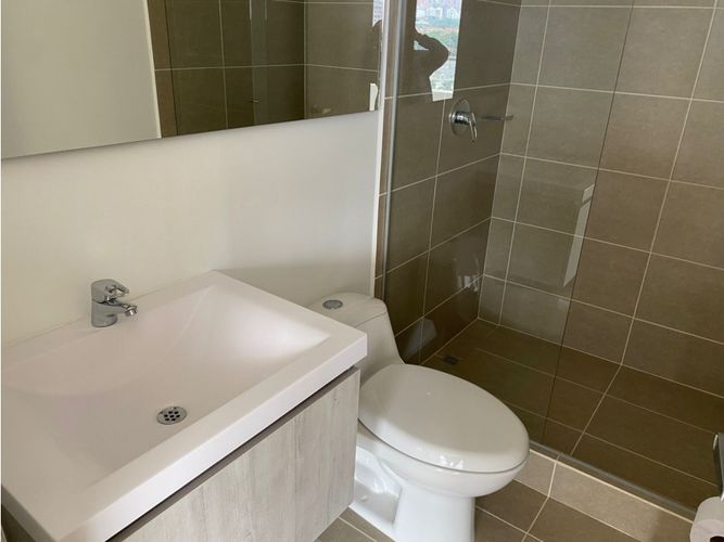 Apartamento de 3 alcobas en venta en Ciudad Del Río, Medellín, 81 m² · foto 18 de 19