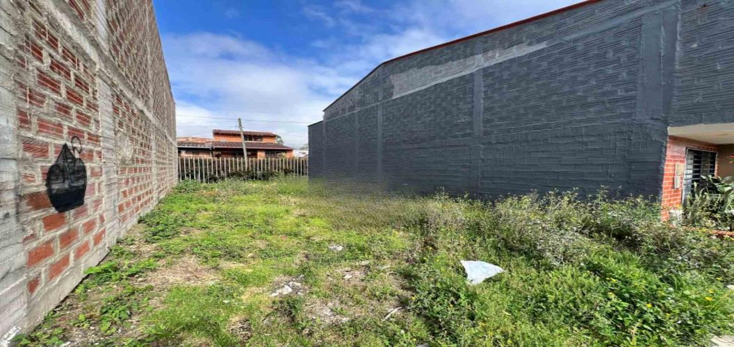 Lote en venta en La Ceja, 100 m² · foto 2 de 4