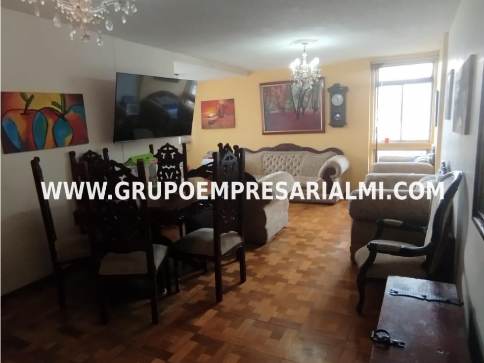 Apartamento en venta en Prado, Medellín 2