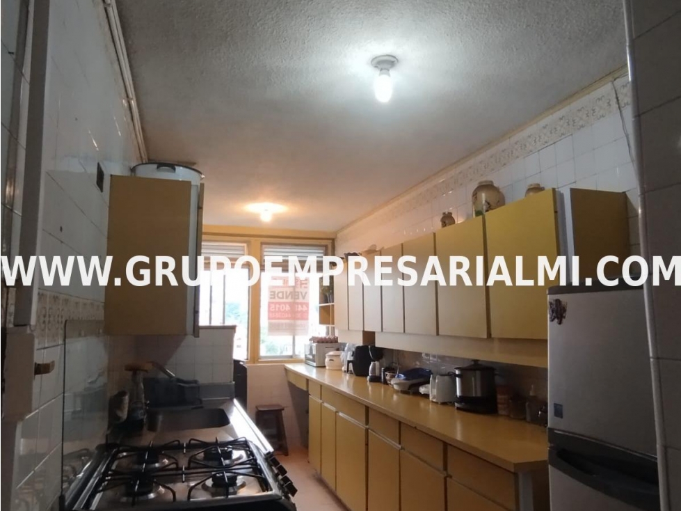 Apartamento en venta en Prado, Medellín 3