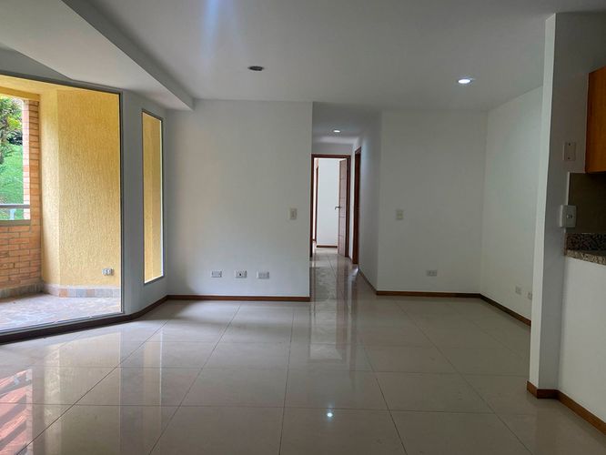 Apartamento de 3 alcobas en arriendo en Vegas De La Doctora, Sabaneta, 111 m² · foto 3 de 20