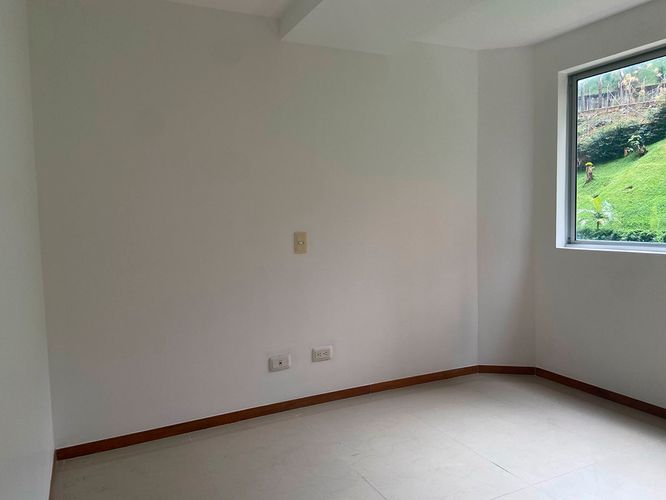 Apartamento de 3 alcobas en arriendo en Vegas De La Doctora, Sabaneta, 111 m² · foto 10 de 20
