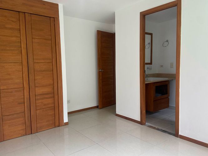 Apartamento de 3 alcobas en arriendo en Vegas De La Doctora, Sabaneta, 111 m² · foto 16 de 20