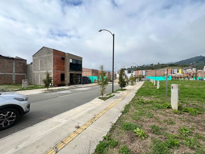 Lote en venta en San Nicolas, La Ceja, 60 m² · foto 6 de 6
